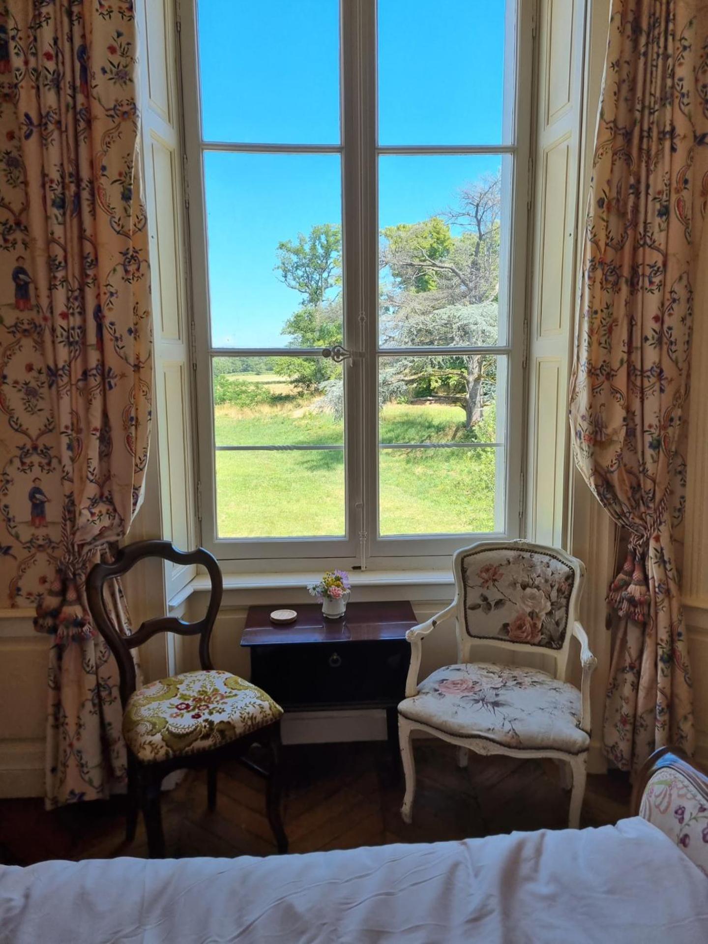 Chateau Le Plessis Semelay Phòng bức ảnh